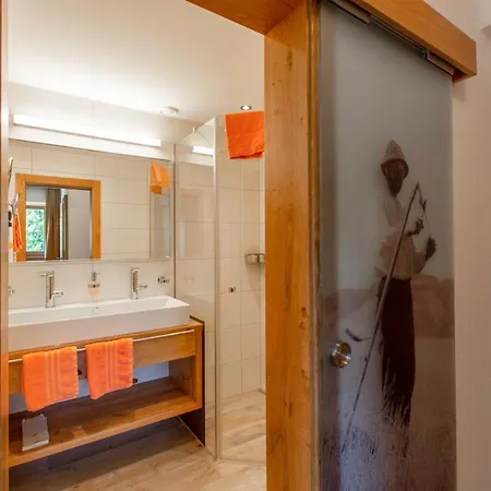 Weberbauer 3* 쉐파우암윌던카이저