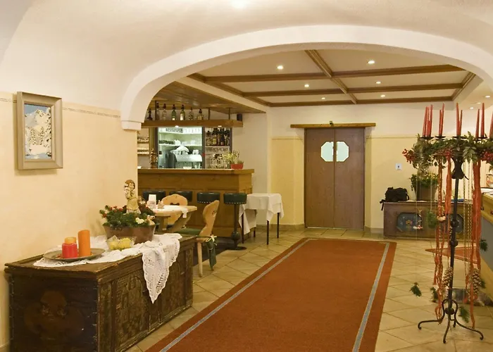 Hotel Weberbauer 3*